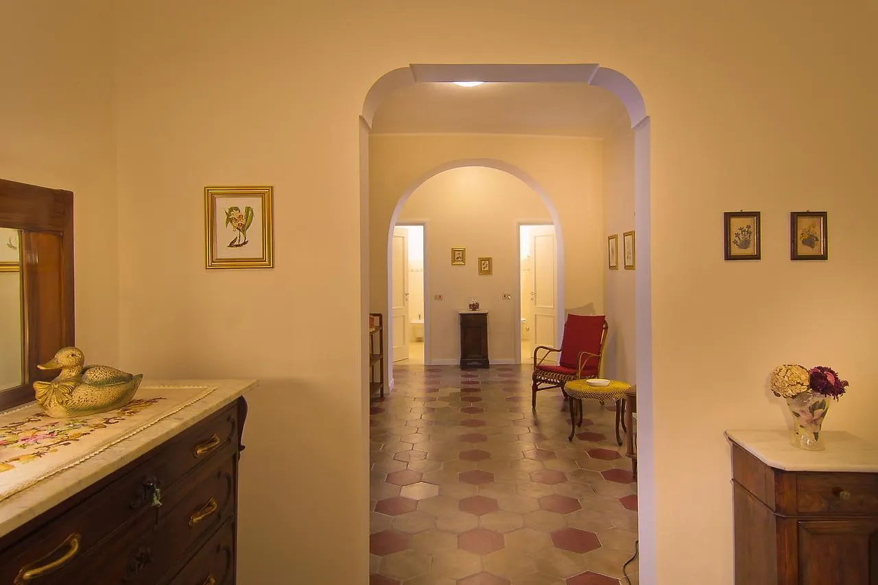 Romac Principe Amedeo Near Termini Apartment Rome